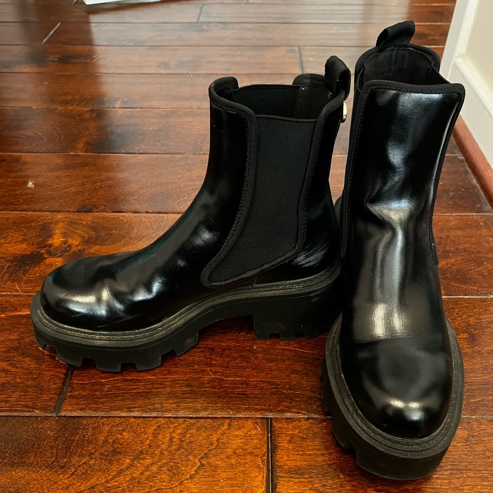 ZARA BLACK BOOTS